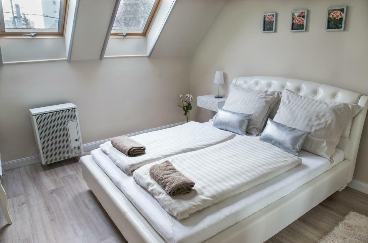 Ferienwohnung Glamour Apartman Erlau Exterior foto
